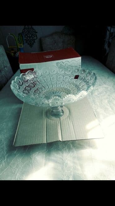 bakıda balıq satışı: Böyük Meyvə qabı. Tezedi — 1