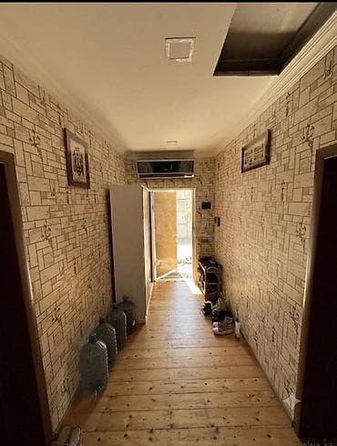 şeki: Geniş və işıqlı yaşayış evi təqdim olunur. Şəkillərdən göründüyü kimi — 7