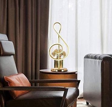 Vazalar: Musiqi notası (sol açarı) formasında LED masa lampası - Dizayn — 2