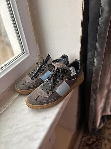 1 defe geyilib.colu suet deridir.icide yumsaq qubkalir.orginal A — 2