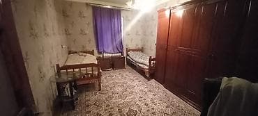 berde kiraye evler: Ev kirayə verilir. Ev Xırdalanda Bakı-Sumqayıt trasının kənarında VAZ — 2