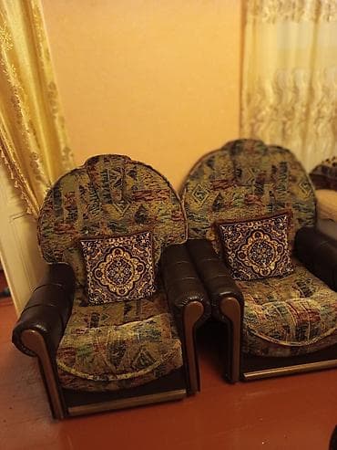 plastik hamam qapisi: Düz TV altlığı, Polkalı, Şüşəli — 5