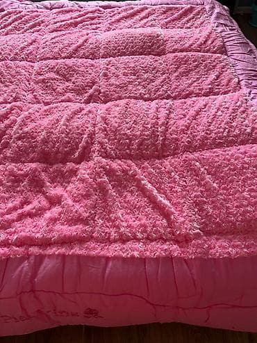 Döşək üzləri: Yeni, birkası üztündə 195x235 odeyal — 2