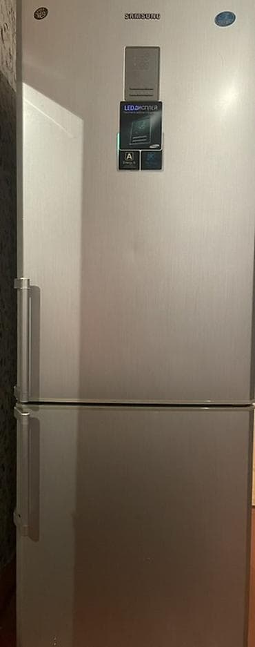 İşlənmiş 2 qapılı Samsung Soyuducu Satılır, rəng - Gümüşü