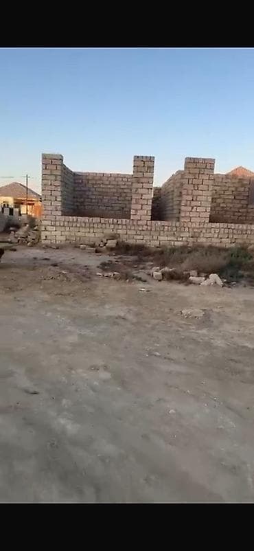 ucuz evlər satış: Bineqedi zengezur hamaminin yaxinliginda 4 sot torpagin icinde yari — 2