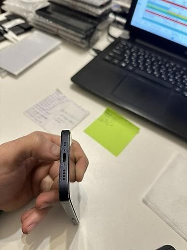 i̇phone s: IPhone 12 mini, 128 GB, Qara, Face ID — 4