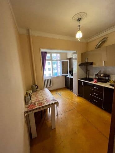 ist petrol tbilisi prospekti: Bakı, 2 otaqlı, Köhnə tikili, m. Xalqlar Dostluğu, 60 kv. m — 1