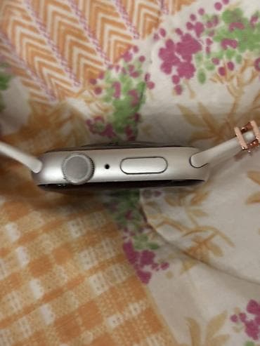 Мобильные телефоны и аксессуары: Apple Watch 5 series 44mm Qutusu var, adapteri, üstündə 3 ədəd — 3