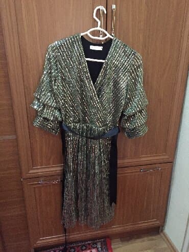 ikinci el don: 1 defe geyinilib, yeni sayilir, oz qiymeti 120 azn — 1