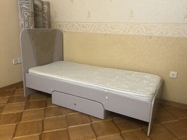 İşlənmiş, Təknəfərlik çarpayı, Matras ilə, Siyirməli