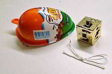 rubiks cube: Elmler metro.Minecraft kinder joy Məhsul: Qızılı rəngli mini kubik — 2