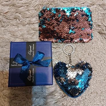 8marta hediyyelik yumşag oyuncag brelok, ve kaşelyok var . 3 dest — 10