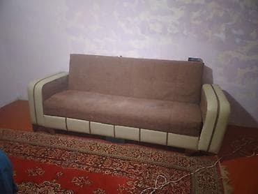 balaca divanlar: Qəhvəyi-bej rəng çalarında 3 nəfərlik divan - Dizayn: Düz xətli arxa — 1