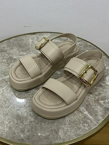 sendel: Selin shoes 38 ölçü 1-2 defe geyinilib Krem rəngli iki qayışlı rahat — 2