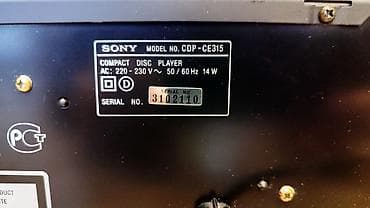 Musiqi mərkəzləri: Sony firması 5-disk oxudan pleer. Əyla kosmetik vəziyyətdə Əyla — 6