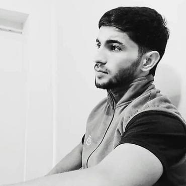 idman paltarlari kisi ucun: Unisex qolsuz flis jilet - Model: Yarımfermuarlı, yüksək yaxalı — 1