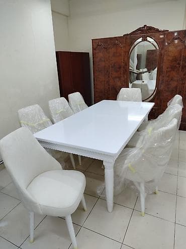 Yeni masa dəsti 750 azn 8 stulnandi, masa açılandı. Ünvan Masazır