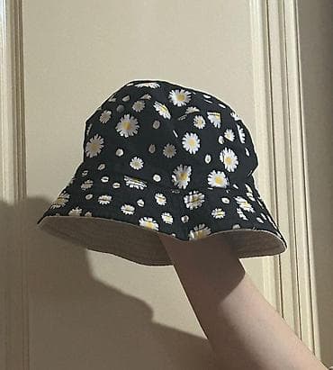 Женская одежда: Iki tərəfli dizaynı olan papaq keçen yay 15 manata alınıb tezedir - — 2