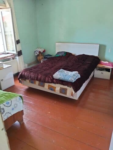 qara qarayev: Əmircan qəs. 3 otaqlı, 150 kv. m — 4