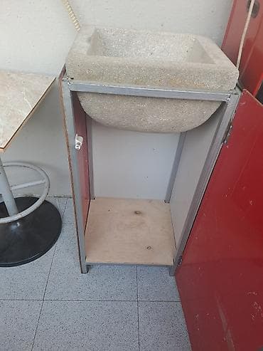 мох: Beton lavabo + metal karkaslı şkaf - Üst hissə: qalın divarlı — 1