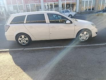 Opel Astra: 1.3 l | 2009 il Universal