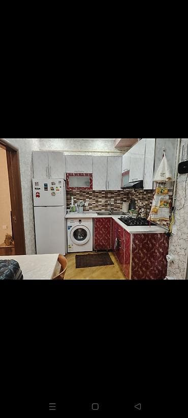 bag evlerinde: Nefçiler metrosuna yaxin 14/10 mertebesinde eşiyali 2 otaqli ev 600 — 8