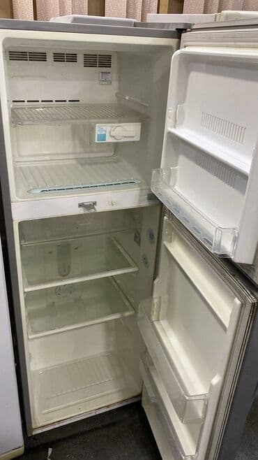 xaladenlik: İşlənmiş 2 qapılı LG Soyuducu Satılır, rəng - Gümüşü — 2