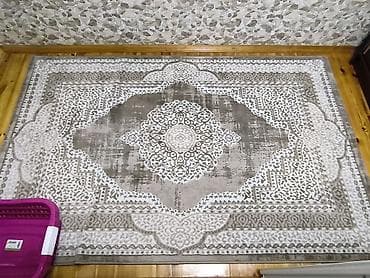 xalç: Xalça bir ay olmaz heç alınıb.Teptezedir.Olcu 1.40*2.20.Unvan Yeni — 2