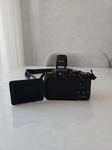 kamera saat: Nikon COOLPIX B700 fotoaparat - 20.3 MP BSI CMOS sensor - 4K UHD — 6