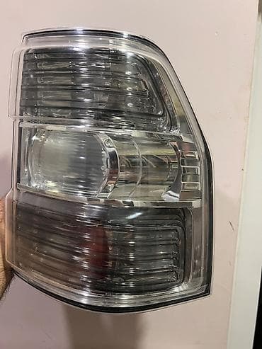 Pajero arxa stop,ustden cixmadi salamatdi,cat qiriq hecne yoxdu