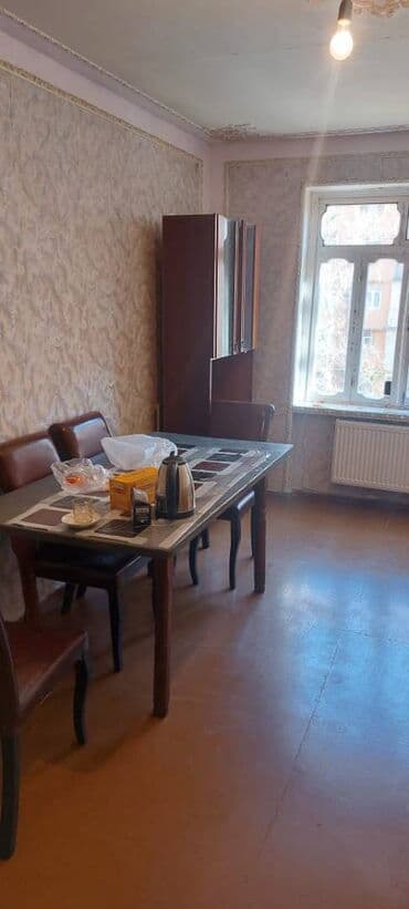 18 yaşdan aşağı iş: Bakı, 3 otaqlı, Köhnə tikili, 60 kv. m — 1