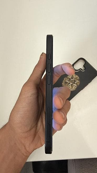 black shark 4: IPhone 16, Qara, Face ID — 3