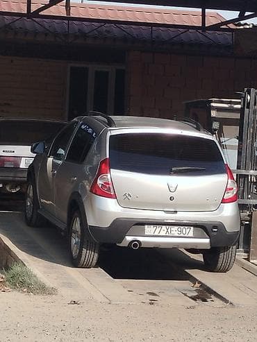 azsamand ehtiyat hisseleri: Dacia Sandero: 1.5 l | 2011 il 282400 km Hetçbek — 4