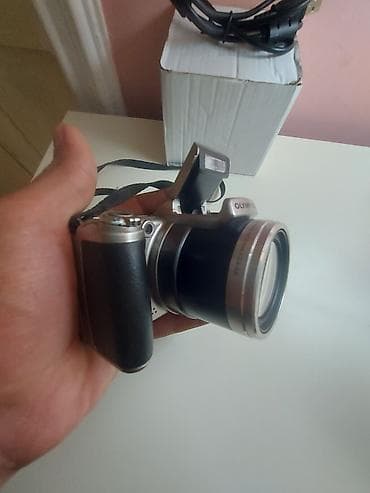 Olympus SP-800UZ rəqəmsal fotoaparat - 14 meqapiksel həllolma - — 2