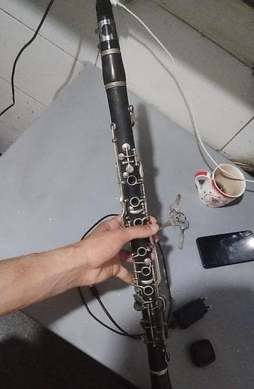 Musiqi alətləri: Klarinet – A sistemi 300 Azn Tecili - Material: tünd korpus, metal — 2