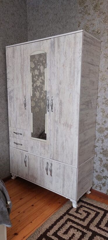 Продукты питания: Распашной, 4 двери Прямой шкаф, Гардеробный шкаф — 6