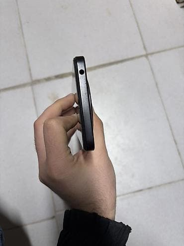 ikinci el ventilator: Redmi 14 c smartfon 128 yaddaş 8 ram heç bir problrmi yoxdur ustada — 3