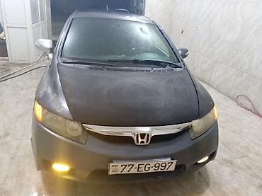 Продажа авто: Honda civic 2007 1.3 hybrid disk tekerler 1 aydi vurulub ustune — 1