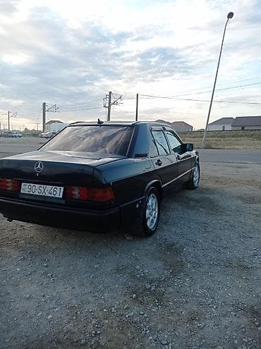mersedes kapot: Mercedes-Benz 190 (W201) sedan - Kuzov: tünd göy/qaraya çalan rəng, 4 — 8