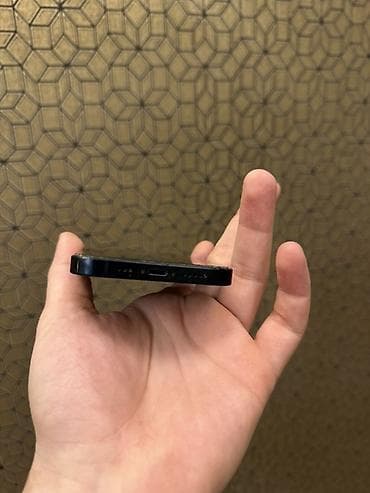 2 el televizor: IPhone 13, 256 GB, Midnight, Face ID — 5