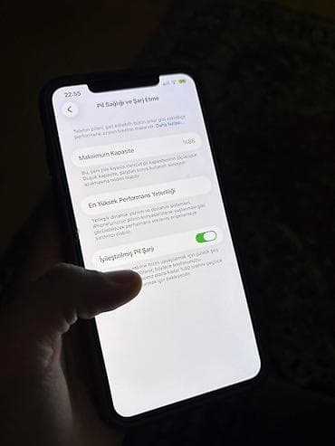 iphone 11 qiyməti: IPhone 11 Pro, Matte Midnight Green, Face ID — 2