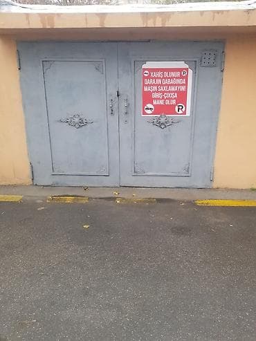 18 kv. m, 3 * 6 * 250 Daş, Metal Kommunal xətlər qoşulmayıb