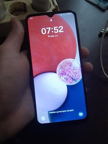acer 15.6: Samsung Galaxy A13, 32 GB, rəng - Mavi, İki sim kartlı — 1