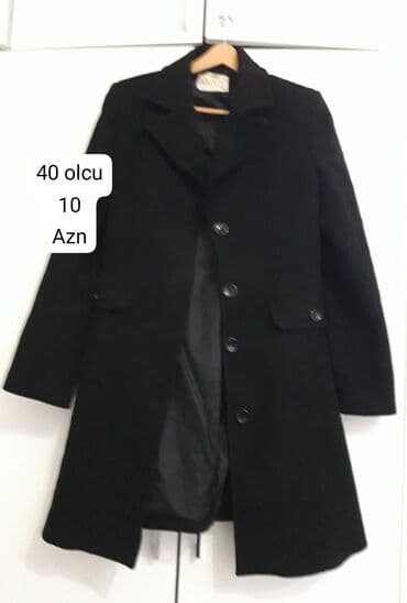 Qara qadın palto - Ölçü: 40 - Qiymət: 10 AZN (şəkildə göstərilib)