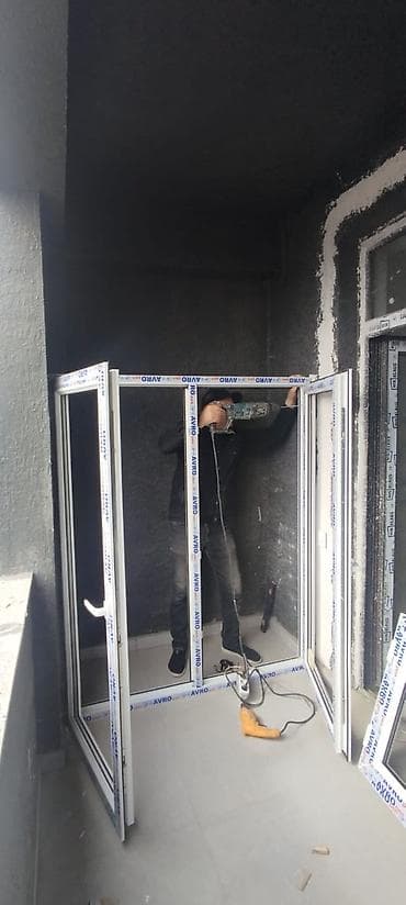 balkon skaflari: Plastik polkalı və polkasız şkaflar keyfiyyətli profillə sifarişlər — 4