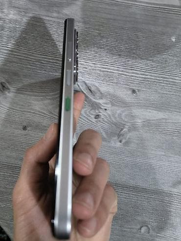 iphone 9 pro: Tecno Spark 10 Pro, rəng - Gümüşü, Barmaq izi — 3