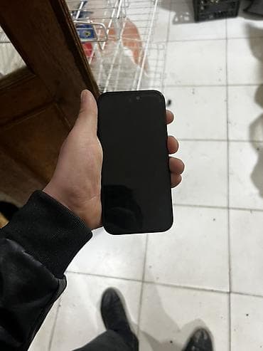 acer aspire one d270: IPhone 15, 128 ГБ, Черный, Face ID — 5