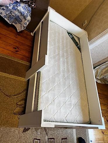 Carpayi satilir 85 azn Olcu 150/80 Matras daxil Unvan lalafo.az -da Carpayi satilir 85 azn Olcu 150/80 Matras daxil Unvan