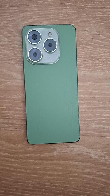 iphone telefonlar ucuz: Tecno Spark 20 Pro 256 GB 8 RAM(8 elave olunabilir) Ekranda çatlar — 1