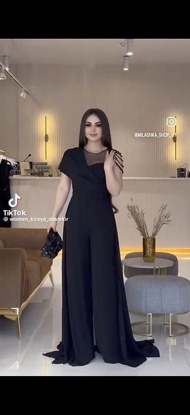 Qara rəngdə zərif kombinezon - Model: uzun, axıcı ətək-effektli geniş